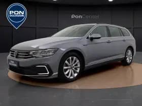 Volkswagen Passat thumbnail 2