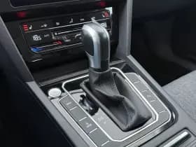 Volkswagen Passat thumbnail 12