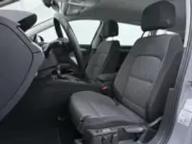 Volkswagen Passat thumbnail 17