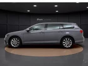 Volkswagen Passat thumbnail 7