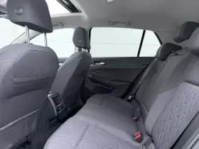 Volkswagen Golf thumbnail 8