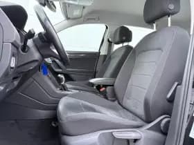 Volkswagen Tiguan thumbnail 5