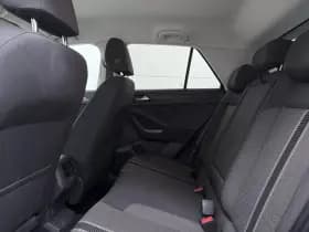 Volkswagen T-Roc thumbnail 8