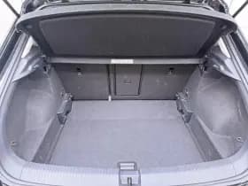 Volkswagen T-Roc thumbnail 9