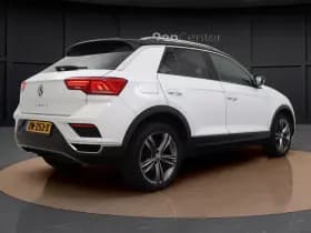 Volkswagen T-Roc thumbnail 6