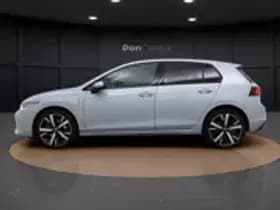 Volkswagen Golf thumbnail 16