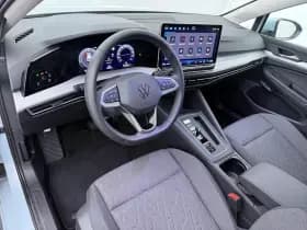 Volkswagen Golf thumbnail 4