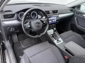 Škoda Superb thumbnail 4