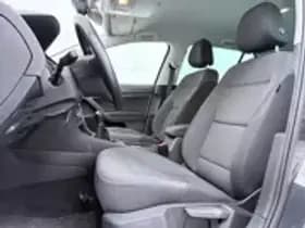 Volkswagen Golf thumbnail 14