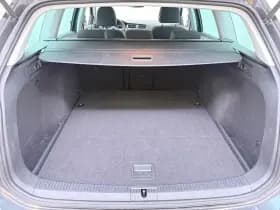 Volkswagen Golf thumbnail 9