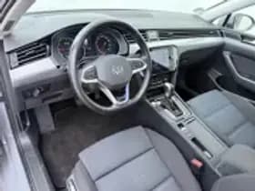 Volkswagen Passat thumbnail 12