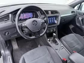 Volkswagen Tiguan thumbnail 4