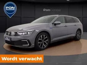 Volkswagen Passat thumbnail 2
