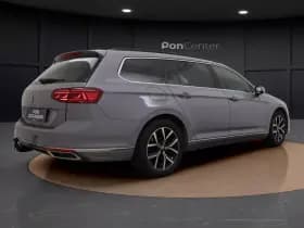 Volkswagen Passat thumbnail 6