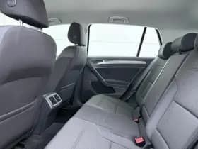 Volkswagen Golf thumbnail 8