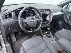Volkswagen Tiguan thumbnail 4