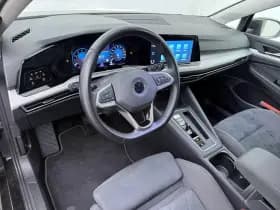 Volkswagen Golf thumbnail 4