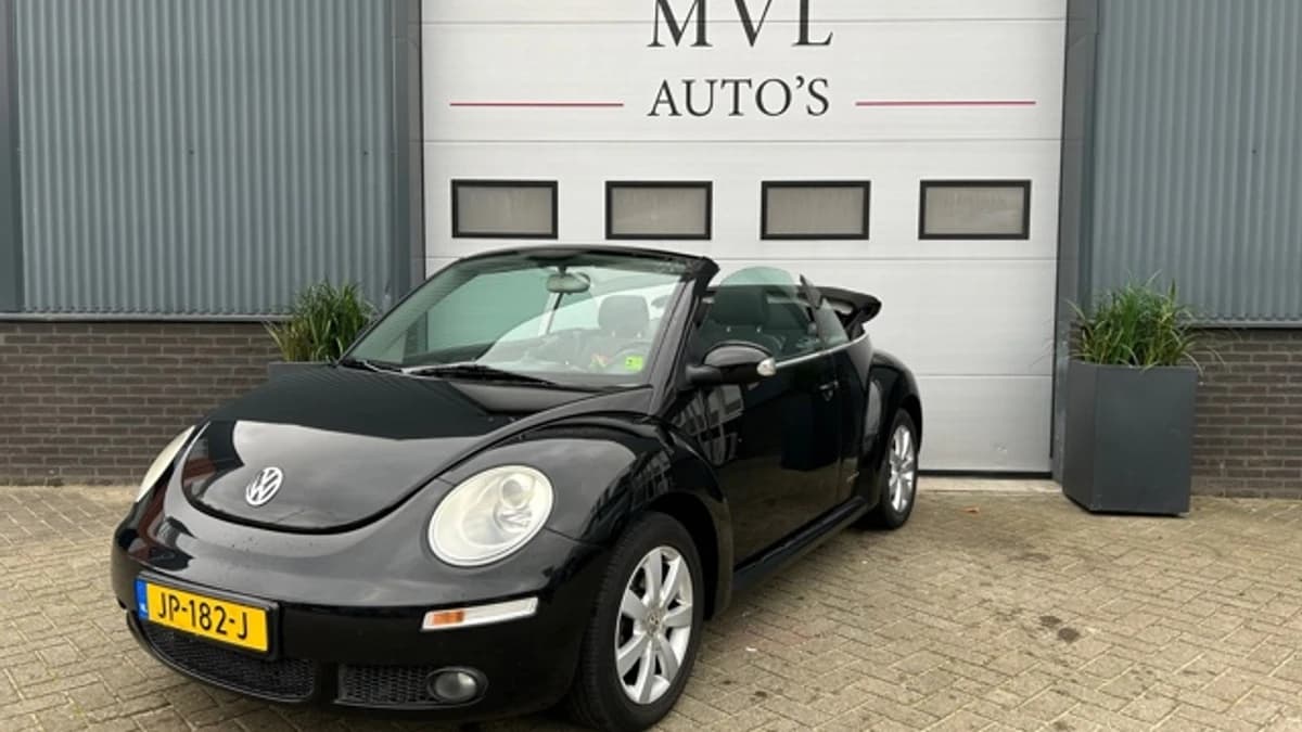 Volkswagen New Beetle Cabriolet 1.6 Highline — foto 1