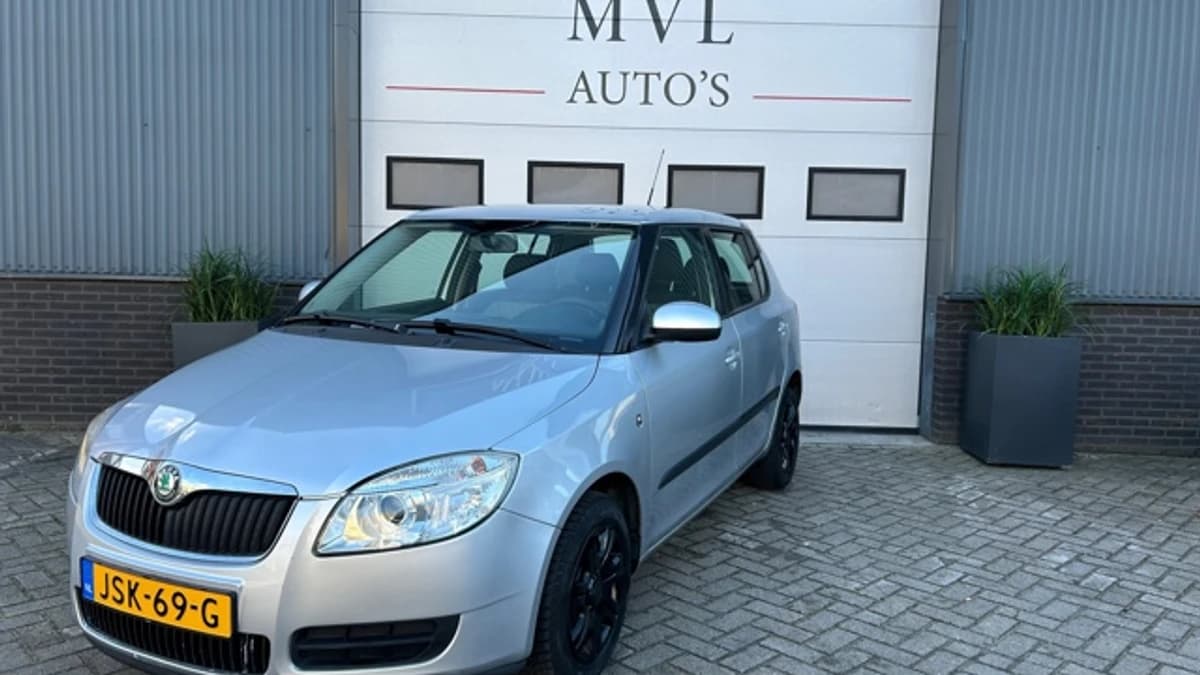 Skoda FABIA 1.4-16V /nieuwe/distributieriem/apk/remschijf+blok — foto 1
