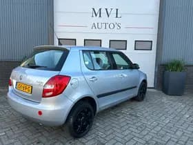 Skoda FABIA 1.4-16V /nieuwe/distributieriem/apk/remschijf+blok thumbnail 4