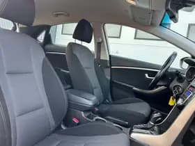 Hyundai I30 1.6 GDI i-Vision thumbnail 8