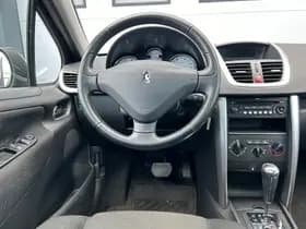 Peugeot 207 SW 1.6 VTi XS thumbnail 10
