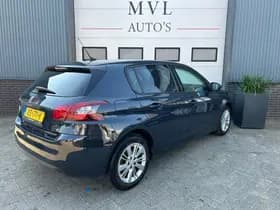 Peugeot 308 1.2 PureTech Blue Lease thumbnail 4