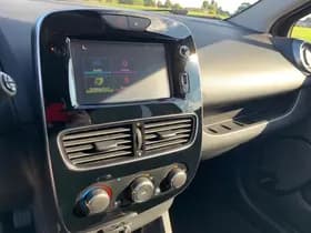 Renault Clio thumbnail 12