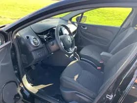 Renault Clio thumbnail 9