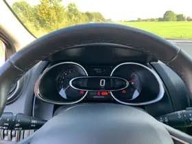 Renault Clio thumbnail 10