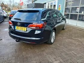 Opel Astra Sports Tourer thumbnail 5