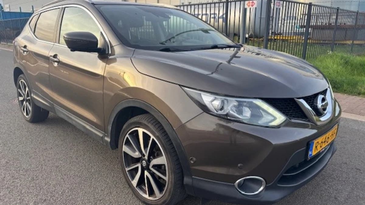 Nissan Qashqai — foto 1