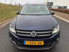 Volkswagen Tiguan thumbnail 2