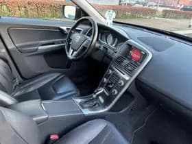 Volvo XC60 thumbnail 13