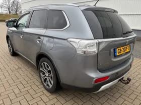 Mitsubishi Outlander thumbnail 7