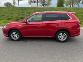 Mitsubishi Outlander thumbnail 6