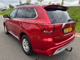 Mitsubishi Outlander thumbnail 7