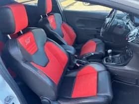 Ford Fiesta thumbnail 12