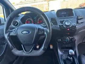 Ford Fiesta thumbnail 17