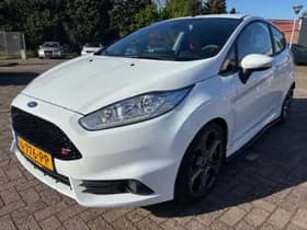Ford Fiesta thumbnail 3