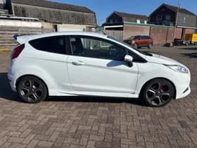 Ford Fiesta thumbnail 8