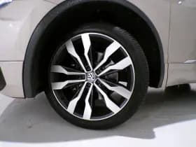 Volkswagen Tiguan thumbnail 5