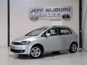 Volkswagen Golf thumbnail 2