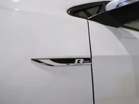 Volkswagen Golf thumbnail 6