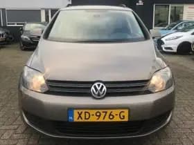 Volkswagen Golf thumbnail 3