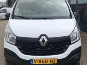Renault Trafic thumbnail 2