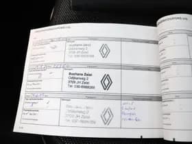 Renault Captur thumbnail 11