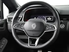 Renault Clio thumbnail 24