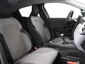 Renault Clio thumbnail 15