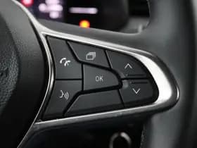 Renault Clio thumbnail 19